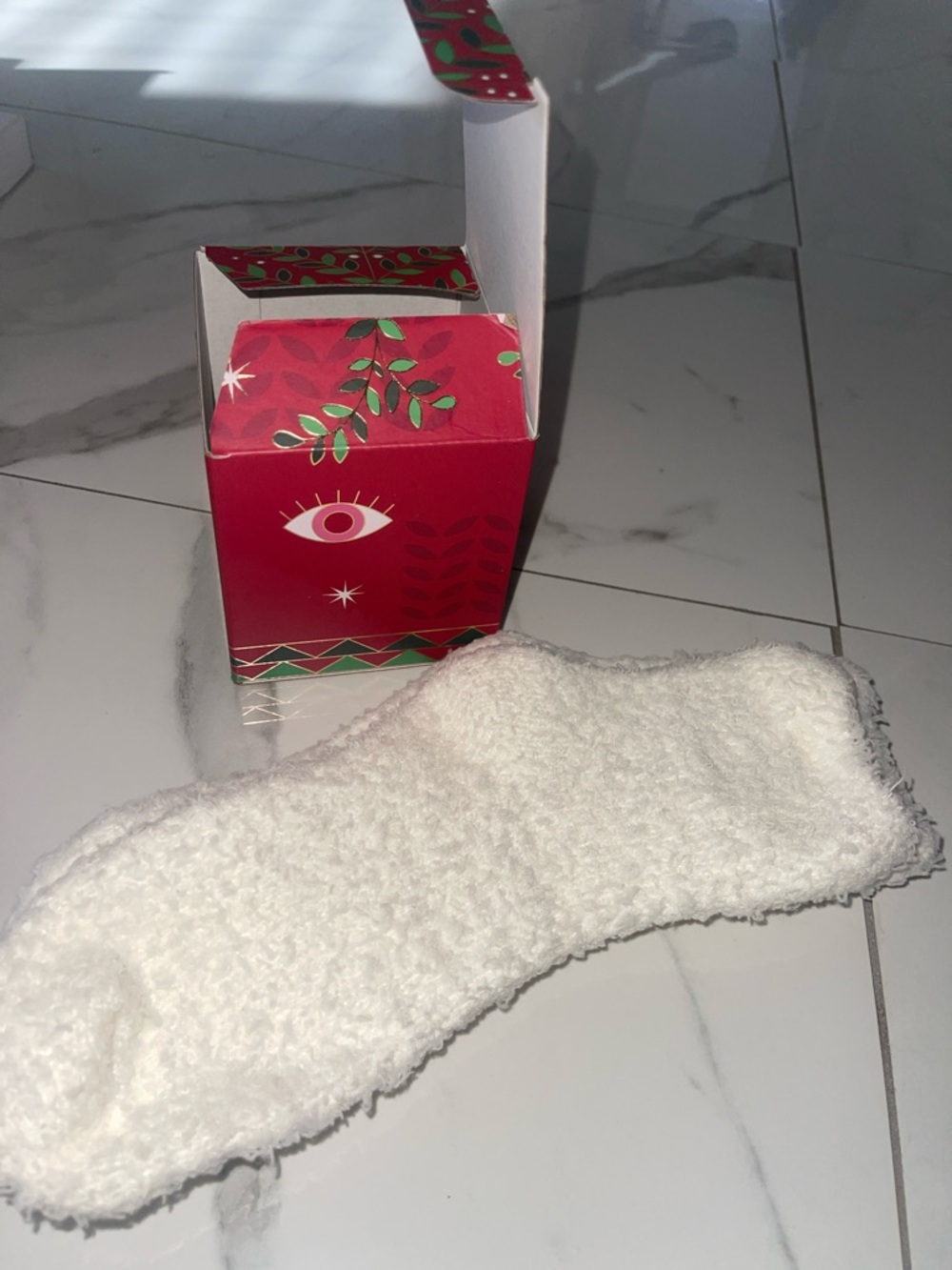 Cozy White Plush Spa Socks New in Box